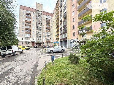 Продаж 2к квартири 50 кв. м на вул. Соборна 416 • ID 35064237