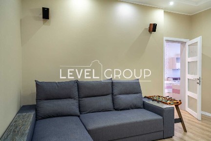 Продаж 2-кімнатної квартири 99 м², Преображенська вул., 8Б