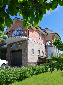 Оренда будинку 200 м²