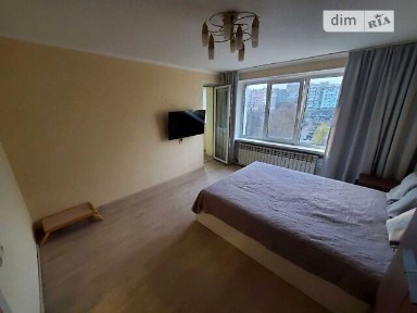 Довготривала оренда 2к квартири на вул. Шнеєрсона Менахем-Мендл 5 • ID 35066749
