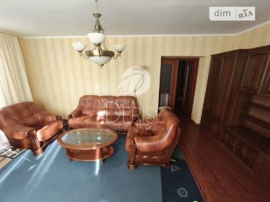Продаж 2к квартири 76 кв. м на вул. Митрополита Андрія Шептицького 12 • ID 35066588