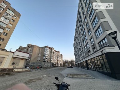 Здається комерційне приміщення на вул. Молодіжна 53, площа 132 кв. м • ID 35066532