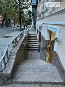 Оренда офісного приміщення на узвіз Куликівський, приміщень - 3, поверх - 1 • ID 35067041
