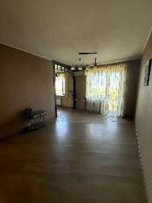 2-кімнатна сталінка біля метро Палац Спорту, Нові Будинки