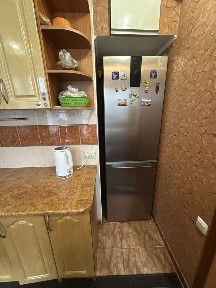 Продам 3-х кімнатну квартиру в центрі м. Лозова