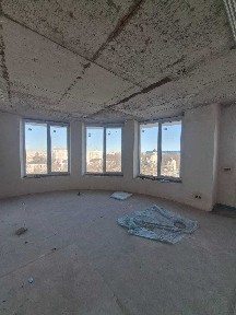 Продам шикарну дворівневу квартиру біля метро 