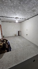 Одесская. Грознеская 40.Квартира 1 комн. 40 метров.
