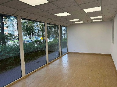 Продаж комерційного приміщення 80м² Київська