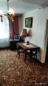 продам 2-к. квартиру в центрі міста