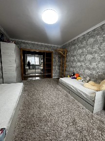 Продам 3 кімн. квартиру район Атріума