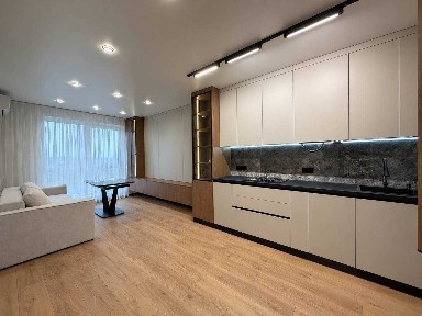 Продаж 1-кімнатної квартири з ремонтом | 50 м². ЖК 