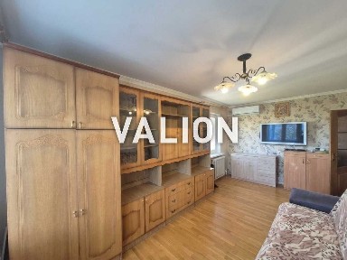 продаж 2-кімнатної квартири Солом'янський район, Чоколівка, вул. Ушинського 18