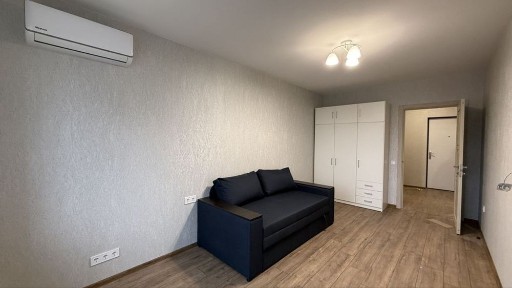 Оренда 1-кімнатної квартири 42 м², Металургів вул., 35