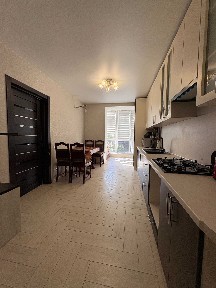 Продаж 1к квартири 39,8 м² у центрі міста Ірпінь. Повний комплект меблів та техніки. Можливий продаж під єОселя та сертифікат!