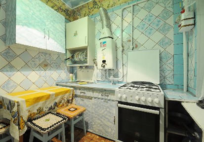 2-кімнатна квартира з окремими кімнатами, пров. Курсовий