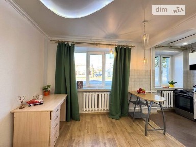 Продаж 1к квартири 24.5 кв. м на вул. Набережно-Лугова 3А • ID 35068668
