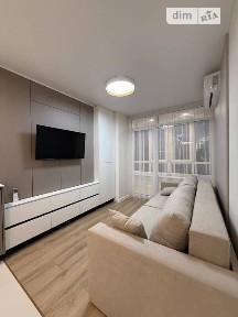 Продаж 2к квартири 76 кв. м на вул. Тролейбусна • ID 35068591