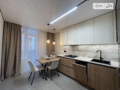 Продаж 3к квартири 70 кв. м на вул. Київська • ID 35067998