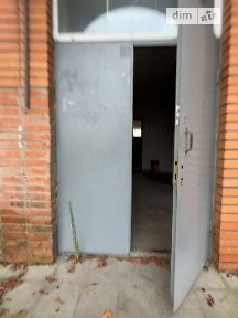 Продаж офісного приміщення 620 кв. м. на 1 поверсі на вул. Соборна 12, двоповерхова будівля • ID 35067502