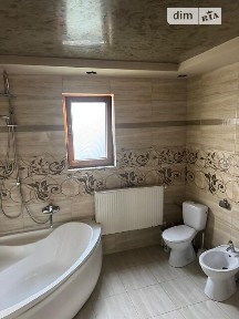 Продаж 2 поверхового будинку з ділянкою на 13.51 сотки, 198 кв. м, 8 кімнат, на вул. Садов'яну 3 • ID 35068899