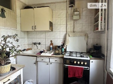 Продаж 2к квартири 49 кв. м на вул. Перемоги • ID 35051572