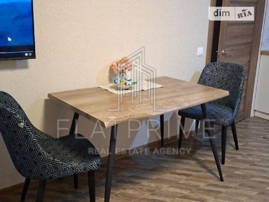 Продаж 2к квартири 73 кв. м на вул. Ревуцького 54 • ID 35052547