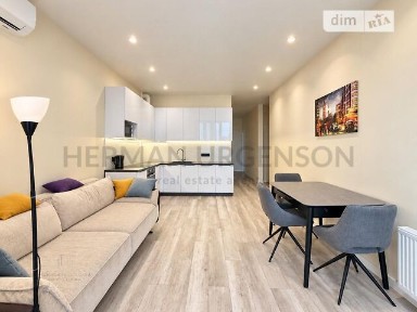 Продаж 3к квартири 73 кв. м на вул. Капушанська 168А • ID 35070534