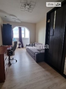 Продаж 3к квартири 70 кв. м на вул. Євгена Чикаленка • ID 35070395