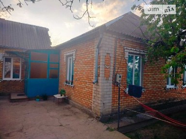 Продаж 1 поверхового будинку з ділянкою на 4 сотки, 94 кв. м, 4 кімнати, на вул. Дружби 19 • ID 35070563