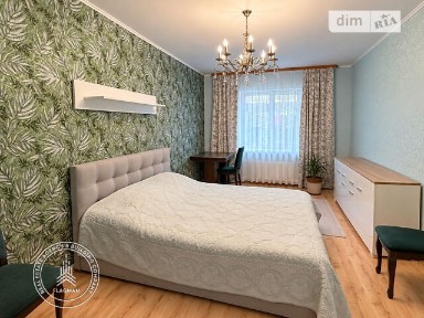 Продаж частини будинку на вул. Польова, 6 кімнат • ID 35070950