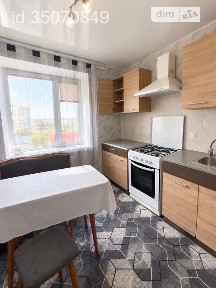 Продаж 2к квартири 49 кв. м на вул. Любомира Гузара 2 • ID 35070849