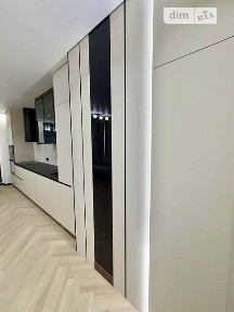 Довготривала оренда 2к квартири на вул. Набережна Перемоги 7 • ID 35072609