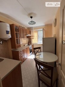 Довготривала оренда 1к квартири на вул. Радісна 11 • ID 35071978