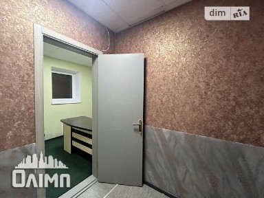Продаж офісного приміщення 92 кв. м. на 0 поверсі на вул. Героїв Крут, десятиповерхова будівля • ID 35072325