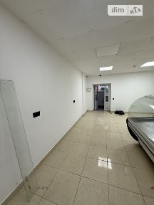 Здається комерційне приміщення на вул. Зарічанська, площа 73 кв. м • ID 35071291