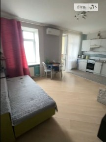 Продаж 2к квартири 67 кв. м на вул. Центральна 33В • ID 35072322