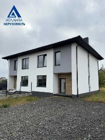 Продаж 2 поверхового дуплекса з ділянкою на 5 соток, 120 кв. м, 3 кімнати, на вул. Січова 17А • ID 35071893