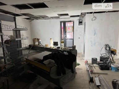Продаж комерційного приміщення на вул. Райдужна 55, площа 38.4 кв. м • ID 35074289
