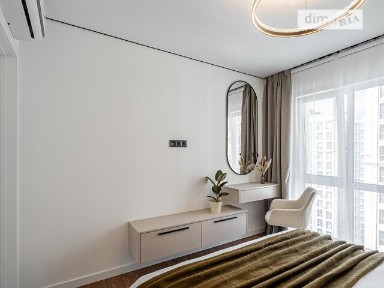 Продаж 2к квартири 60 кв. м на вул. Михайла Максимовича • ID 35074953