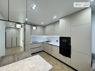 Продаж 2к квартири 67 кв. м на вул. Левицького Романа • ID 35074786
