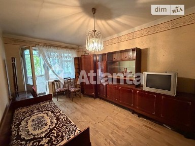 Продаж 1к квартири 32 кв. м на вул. Небесної Сотні • ID 35073959