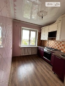 Продаж 2к квартири 48 кв. м на вул. Середня 61 • ID 35073579