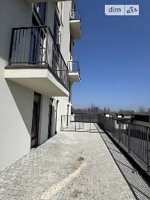 Продаж 2к квартири 67 кв. м на вул. Радісна • ID 35075218