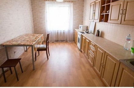 Оренда 3-кімнатної квартири 90 м², Тетяни Яблонської вул., 6