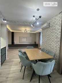 Продаж 3к квартири 183.3 кв. м на бул. Богдана Хмельницького 10, кв. 301 • ID 35071803