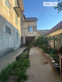 Продаж 3 поверхового будинку 256 кв. м, 3 кімнати, на вул. Ріхтера Святослава 61 • ID 35077020