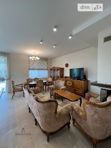 Продаж 2 поверхового таунхауса з ділянкою на 3 сотки, 134.7 кв. м, 3 кімнати, на вул. Василя Стуса • ID 35077883