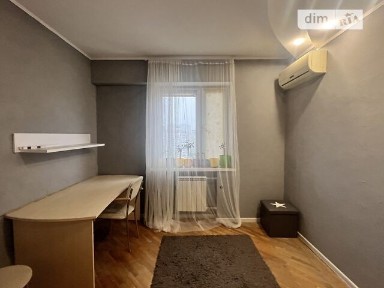 Довготривала оренда 3к квартири на вул. Ахматової Анни 19 • ID 35077665
