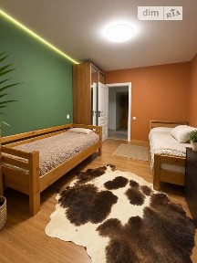 Продаж 4к квартири 80 кв. м на вул. Шухевича Романа 14 • ID 35077675