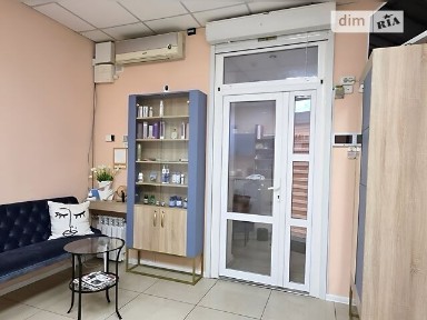 Здається комерційне приміщення на вул. Сталеварів, площа 49.8 кв. м • ID 35077560